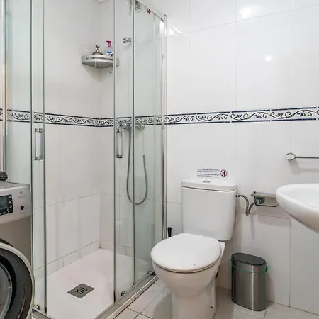 Apartment Stunning In With Wifi Fuengirola